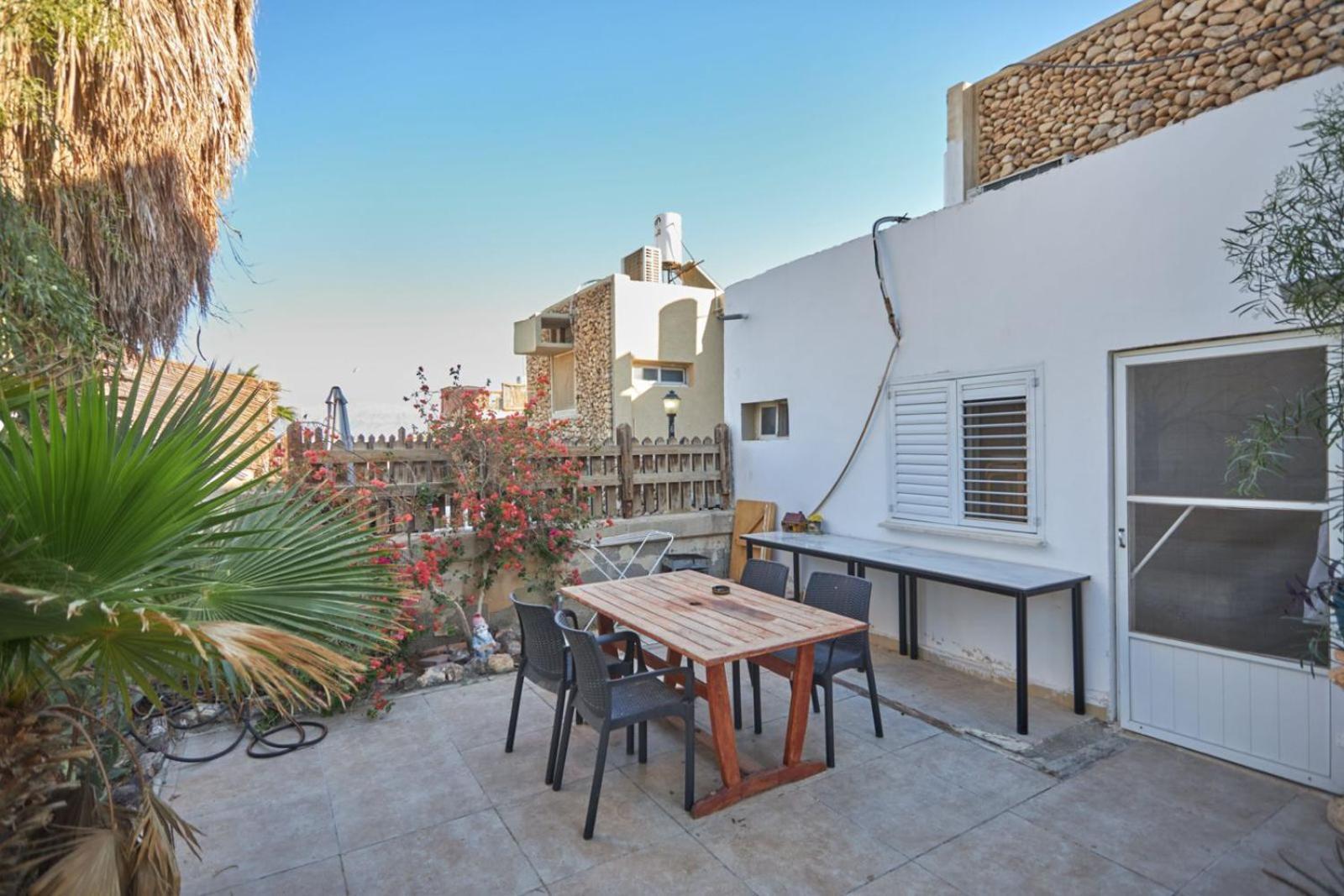 Villa Beatrice Hospitality Neve Zohar Exterior foto
